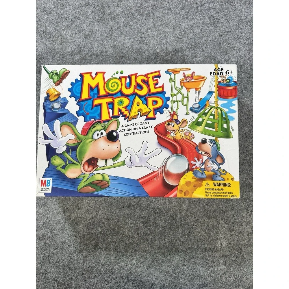 VINTAGE Mouse Trap COMPLETE Milton Bradley 2005 Classic Board Game Kids Family